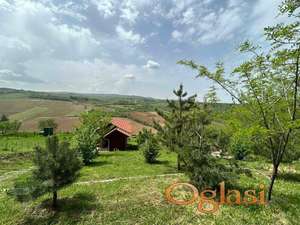 Odlicna vikend kuca u Sremskim Karlovcima!